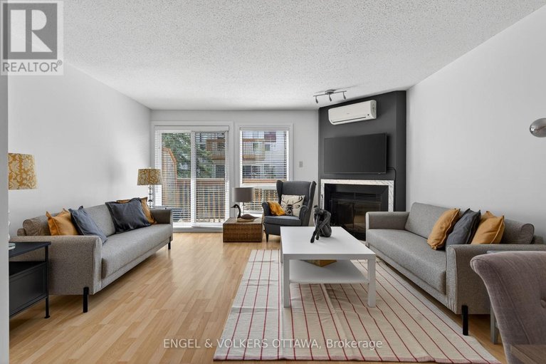 29679351/211-briston-private/hunt-club-park/ottawa/ontario/K1G5R5_3