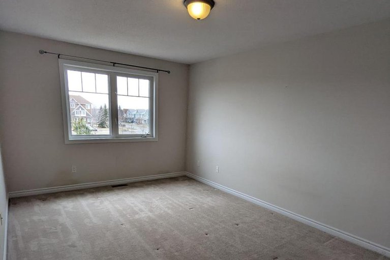 29049854/582-meadowcreek-circle/emerald-meadowstrailwest/ottawa/ontario/K2M0J8_27