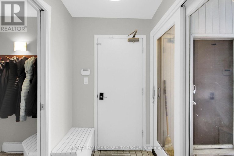 28150348/10-qualicum-street/bruce-farmgraham-parkqualicumbellands/ottawa/ontario/K2H7G8_29