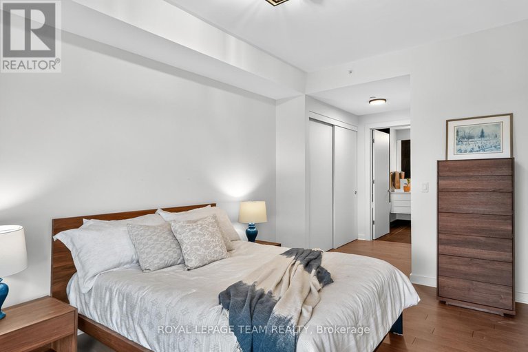 28735068/608-135-barrette-street/vanier/ottawa/ontario/K1L7Z9_24