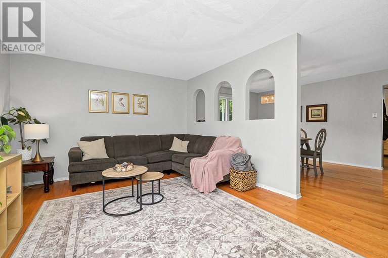 28611184/1700-saint-laurent-street/town-of-rockland/clarence-rockland/ontario/K4K1C2_5