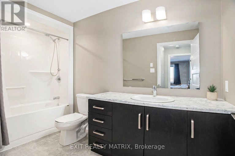 28215957/304-271-belfort-street/embrun/russell/ontario/K0A1W0_14
