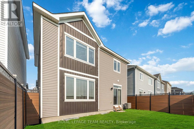 28703739/3040-travertine-way/half-moon-bay/ottawa/ontario/K2J6W9_47