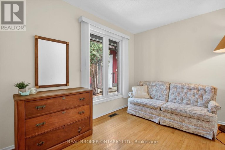 29571953/10-amundsen-crescent/katimavik/ottawa/ontario/K2L1A7_17