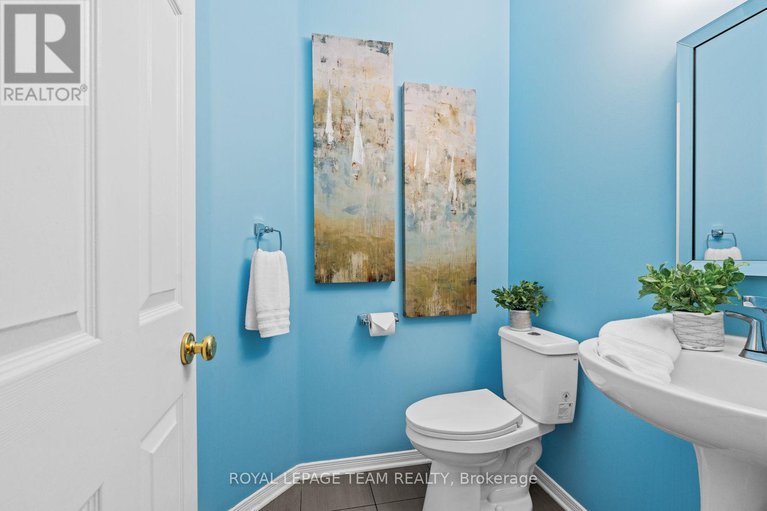 28429148/279-berrigan-drive/longfields/ottawa/ontario/K2J5C3_12