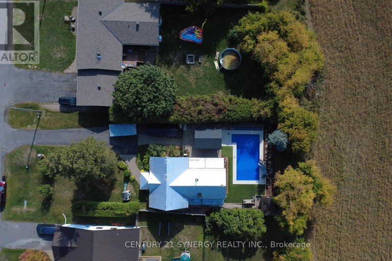 29205114/103-queen-charlotte-street/richmond/ottawa/ontario/K0A2Z0_45