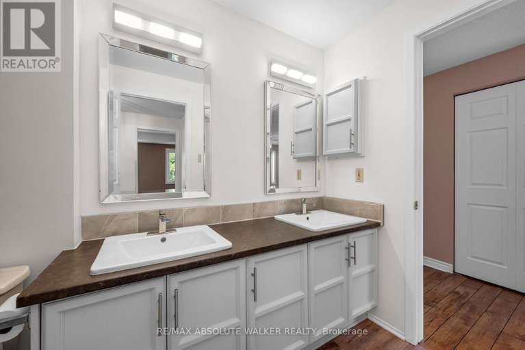 28874658/108-500-canteval-terrace/fallingbrookpineridge/ottawa/ontario/K4A2C8_21