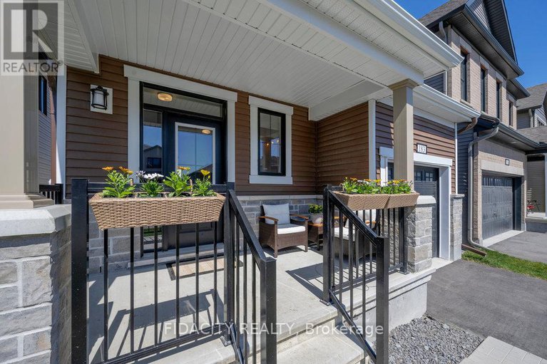 29444900/183-yearling-circle/goulbourn-twp-from-franktown-rdsouth-to-rideau/ottawa/ontario/K0A2Z0_4