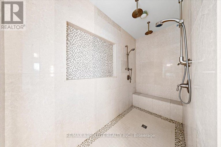 28246473/124-biltmore-crescent/btwn-franktown-rd-fallowfield-rd/ottawa/ontario/K2S2C6_29