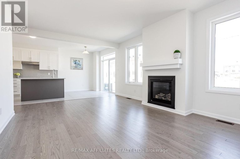 29025238/850-cappamore-drive/half-moon-bay/ottawa/ontario/K2C3H2_18
