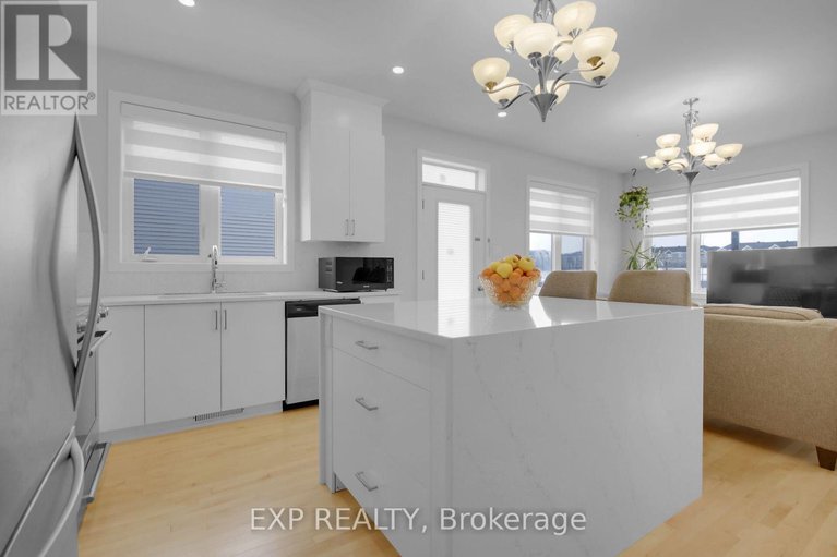 28428548/2021-elevation-road/half-moon-bay/ottawa/ontario/K2J6W6_7