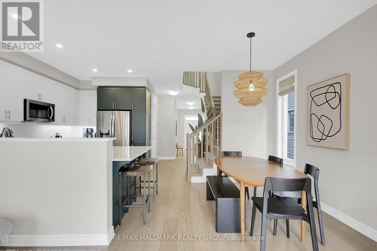 28807965/114-jardiniere-street/remainder-of-stittsville-area/ottawa/ontario/K2S2K2_13