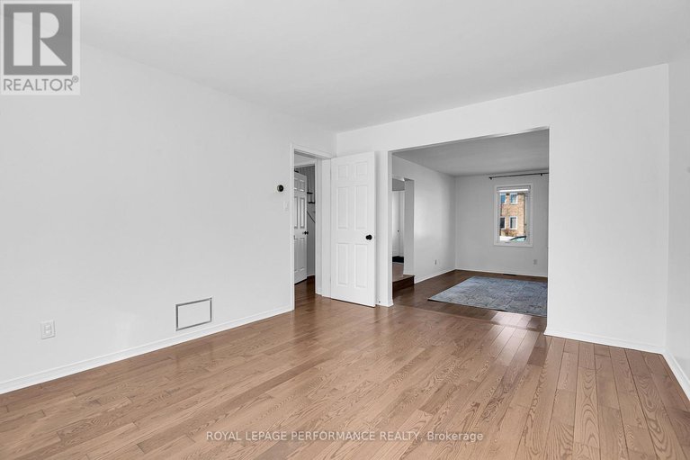 29424885/2722-wyldewood-street/emerald-woodssawmill-creek/ottawa/ontario/K1T2R9_10