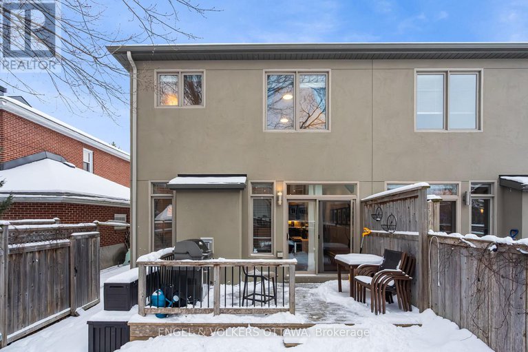29270052/327-duncairn-avenue/westborohampton-park/ottawa/ontario/K1Z7H1_36