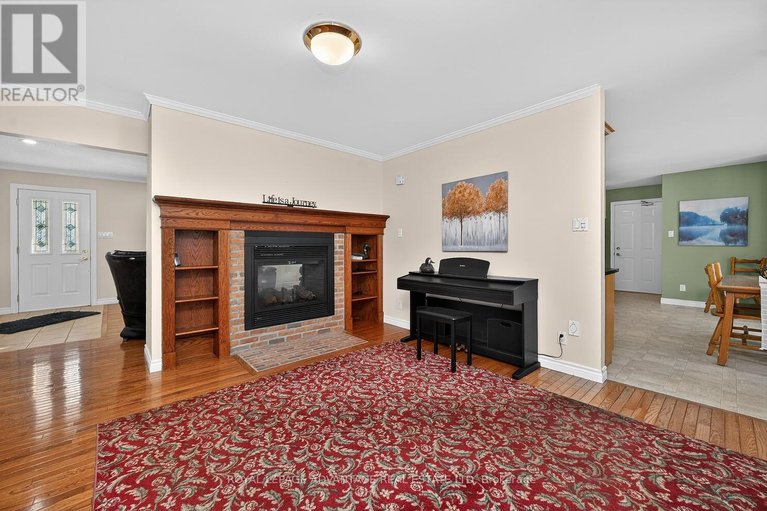 29527085/130-robert-run/drummondnorth-elmsley-north-elmsley-twp/drummondnorth-elmsley/ontario/K7H3C7_21