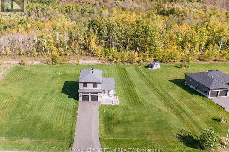 28983663/114-maplestone-drive/north-grenville-twp-kemptville-east/north-grenville/ontario/K0G1J0_3