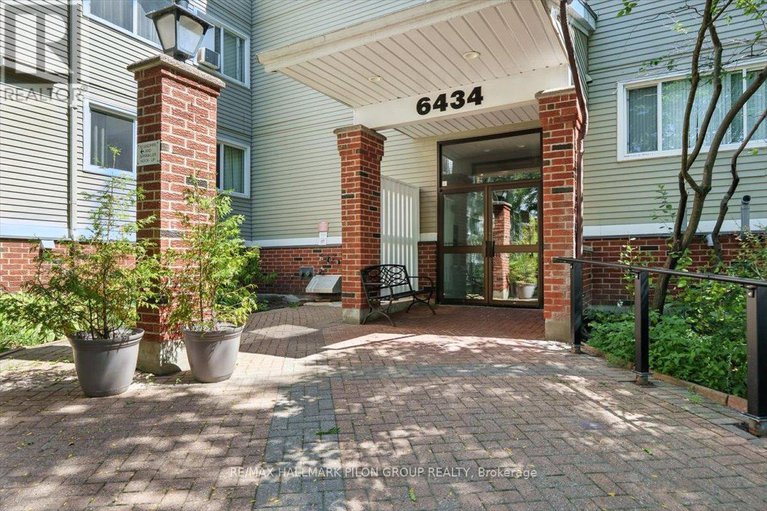 28804572/315-6434-bilberry-drive/orleans-wood/ottawa/ontario/K1C4P5_2