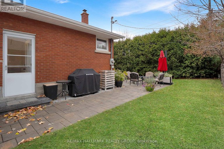 29075459/2077-lemay-crescent/elmvale-acresurbandale/ottawa/ontario/K1G2X5_27