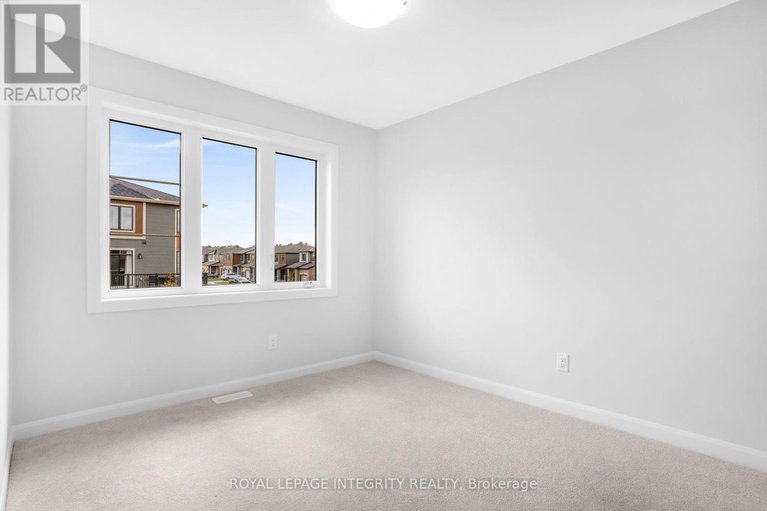 28622673/247-elsie-macgill-walk/rural-kanata-central/ottawa/ontario/K2W0L4_16