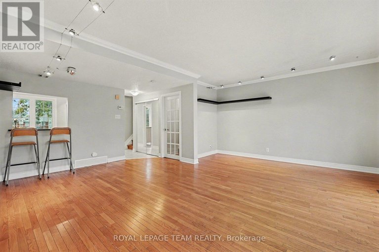 29597736/187-monterey-drive/leslie-park/ottawa/ontario/K2H7A9_8