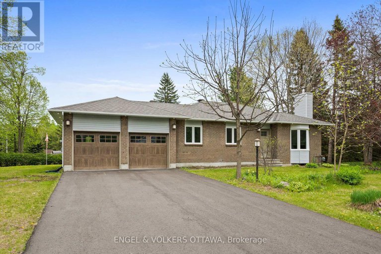 28924716/1375-trebla-way/greely/ottawa/ontario/K4P1E4_1