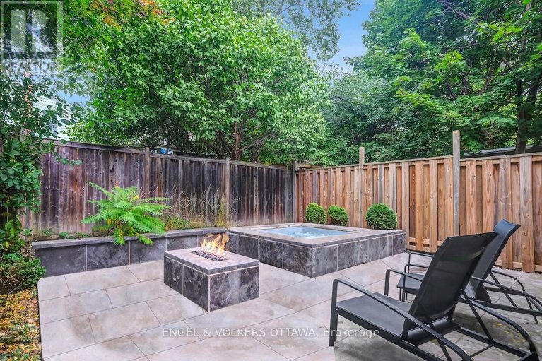 28934389/305-westhill-avenue/westborohampton-park/ottawa/ontario/K1Z7H7_46