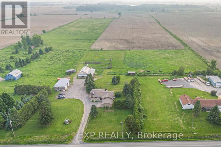 28516160/4806-frank-kenny-road/sarsfieldbearbrook/ottawa/ontario/K0A3H0_38