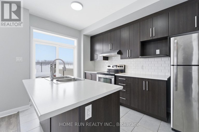 29412853/173-bending-way/hearts-desire/ottawa/ontario/K2J6P2_20