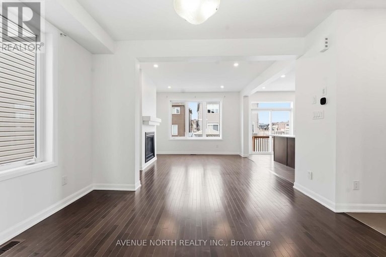 29608046/2082-caltra-crescent/half-moon-bay/ottawa/ontario/K2J6V4_4