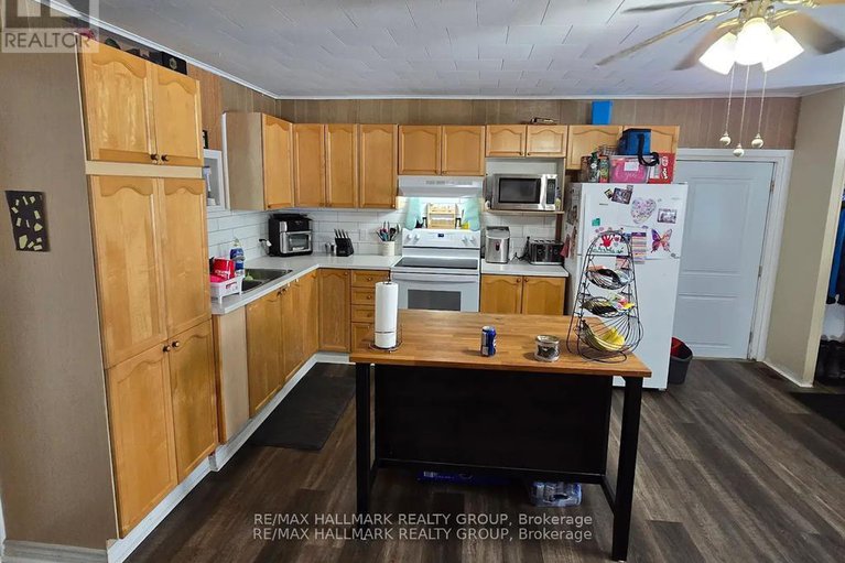 29084632/7122-bank-street/osgoode-twp-north-of-reg-rd-6/ottawa/ontario/K0A2P0_8