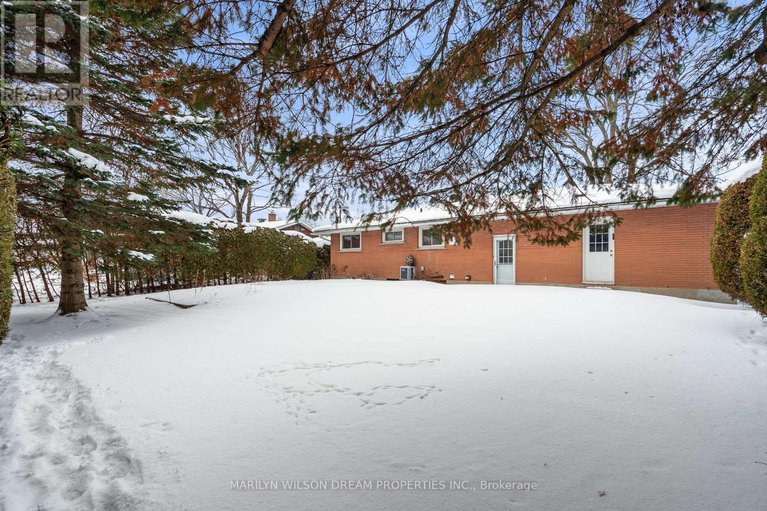 29302760/18-virgil-road/lynwood-village/ottawa/ontario/K2H6B3_23