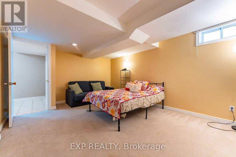 28360467/15-mayford-avenue/barrhaven-east/ottawa/ontario/K2G6A7_42