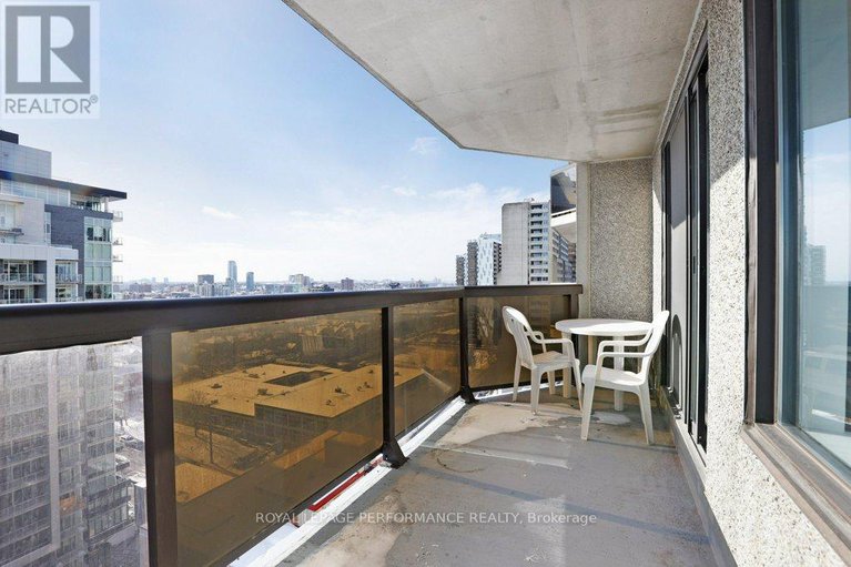 28552109/1904-470-laurier-avenue-w/ottawa-centre/ottawa/ontario/K1R7W9_27