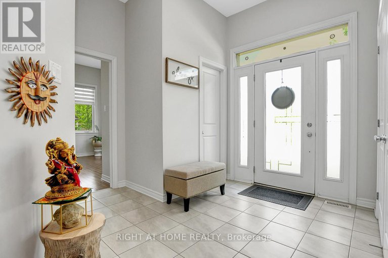 28656845/674-putney-crescent/stittsville-south/ottawa/ontario/K2S2N7_2
