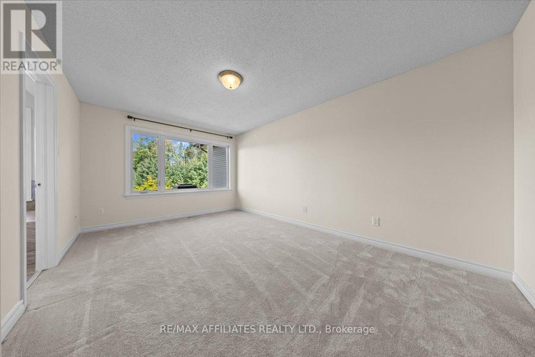 28911964/342-melodie-street/mer-bleuebradley-estatesanderson-park/ottawa/ontario/K1W0H9_28