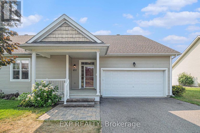 28707843/652-country-trail-private/carlsbad-springs/ottawa/ontario/K0A1K0_1