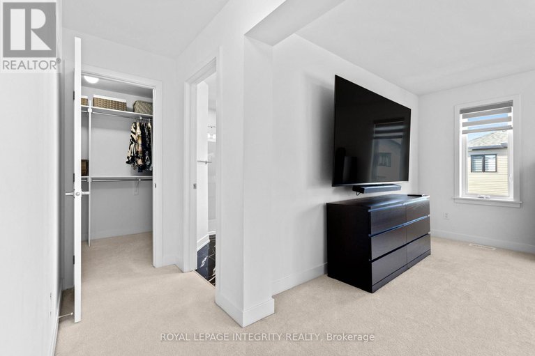28786279/107-heirloom-street/riverside-southgloucester-glen/ottawa/ontario/K4M0L3_28