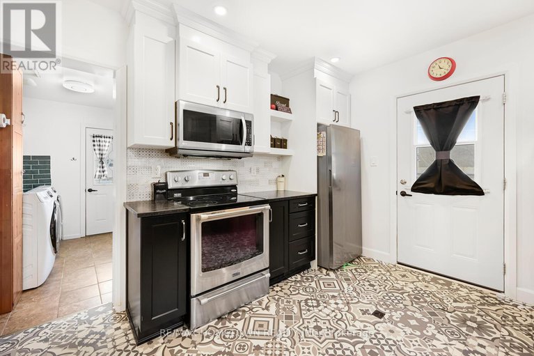 29278787/204-wood-street-e/prescott/prescott/ontario/K0E1T0_16