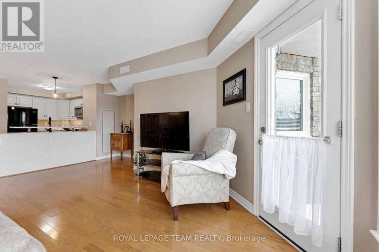 29357377/205-398-van-buren-street/kemptville/north-grenville/ontario/K0G1J0_22
