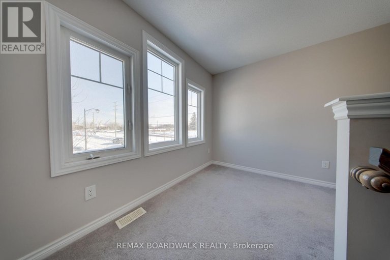 29283781/132-conifer-creek-circle/emerald-meadowstrailwest/ottawa/ontario/K2M0M2_44