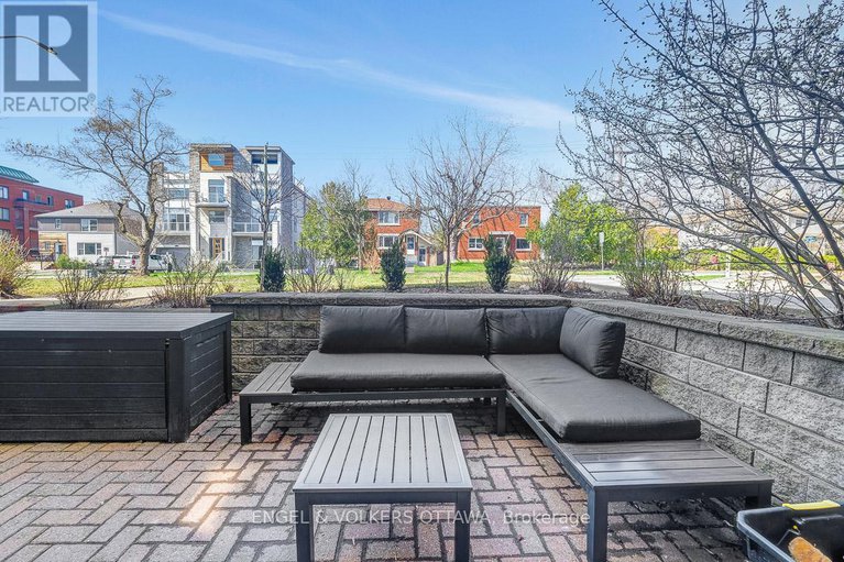 28235435/105a-62-donald-street/overbrook/ottawa/ontario/K1K1N2_38