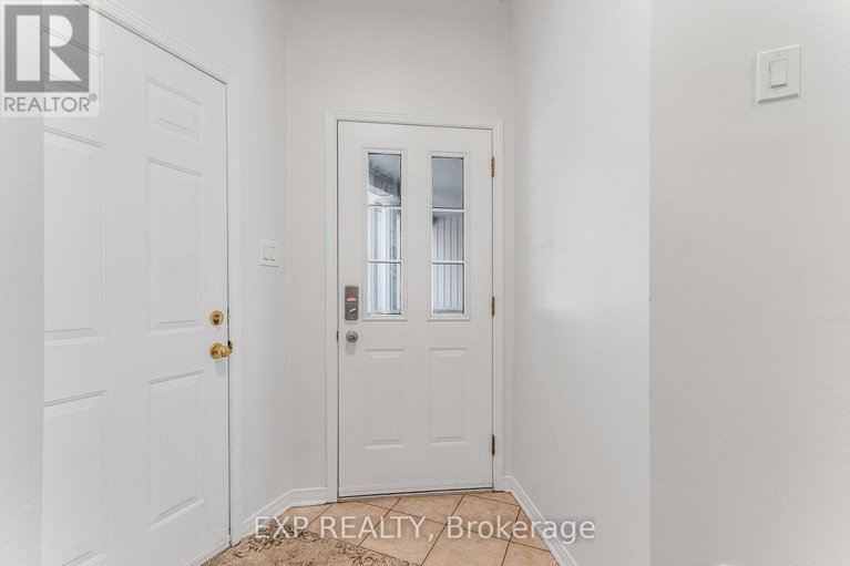 28620331/44-tobermory-crescent/morgans-grantsouth-march/ottawa/ontario/K2K3M4_3