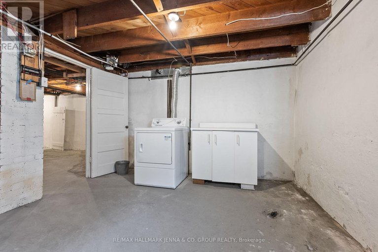 28899780/213-glebe-avenue/glebe/ottawa/ontario/K1S2C8_36