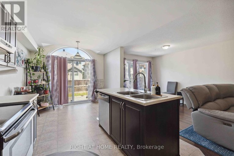28573386/173-garrity-crescent/strandherd/ottawa/ontario/K2J3T5_12