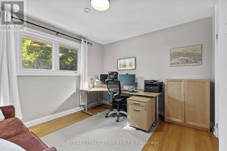 28964943/937-kingsmere-avenue/mckellar-heightsglabar-park/ottawa/ontario/K2A3K2_19