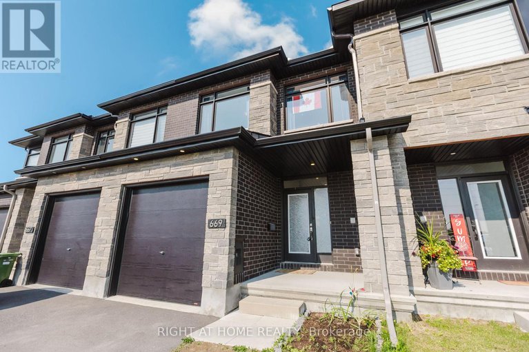 28523248/669-cordelette-circle-e/mer-bleuebradley-estatesanderson-park/ottawa/ontario/K1W0P2_4