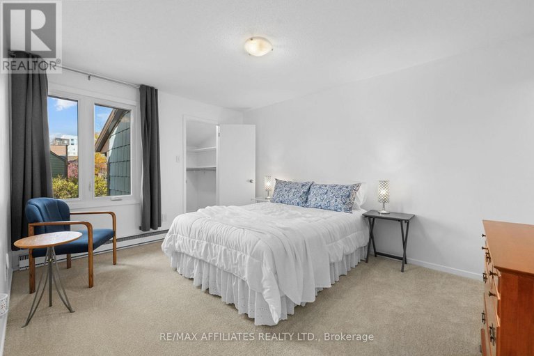 29083551/12-selye-crescent/beaverbrook/ottawa/ontario/K2K1C9_21