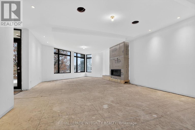 29487124/112-queen-elizabeth-drive/ottawa-centregolden-triangle/ottawa/ontario/K2P0Z5_16