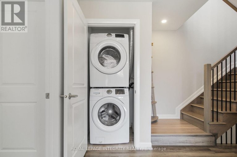 29648108/2722-draper-avenue/redwood-park/ottawa/ontario/K2H0C4_22