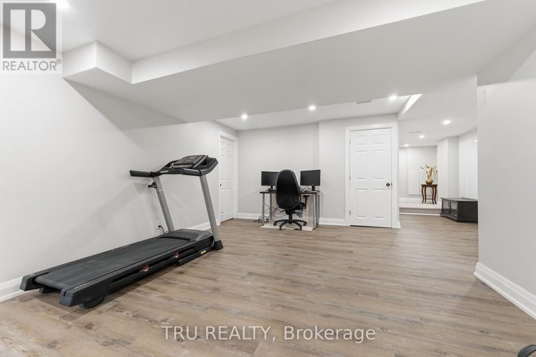 29605925/344-sweetclover-way/avalon-west/ottawa/ontario/K4A1E6_42